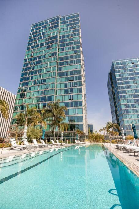 Appartement Luxury High Rise Amazlng Views & Secured Parking
